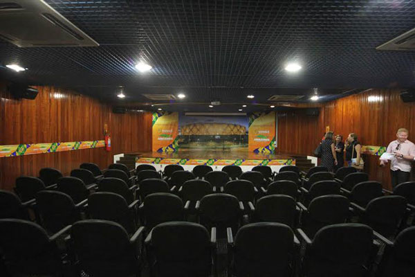 politica-auditorio-vasco-va