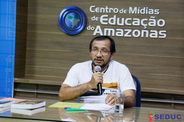 educacao-palestra-pe-colomb