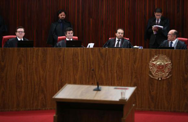 politica-minitros-sessao-su