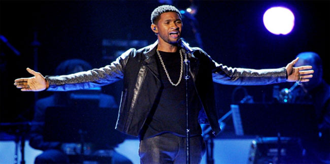 110512-music-usher-performs