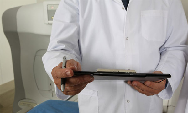 doctor-1228627-1920