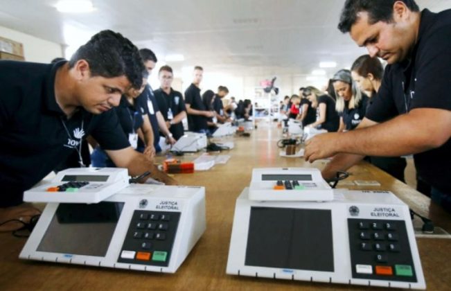 Resultado das urnas faz Bolsonaro defender voto impresso ...