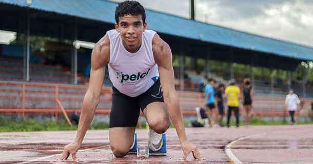 FAAR----Jovem-do-Pelci-é-considerado-o-atleta-mais-rápido-em-Sul-Americano-de-atletismo-----FOTO-Rudson-Renan