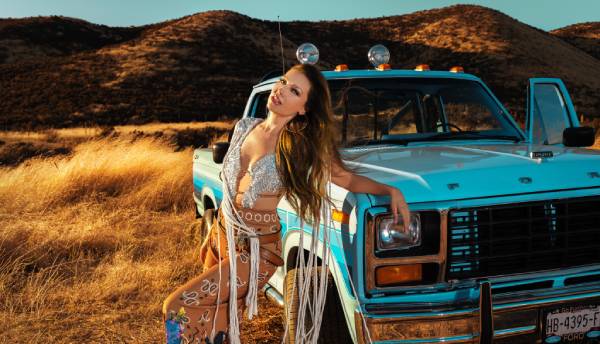 thalia (1)