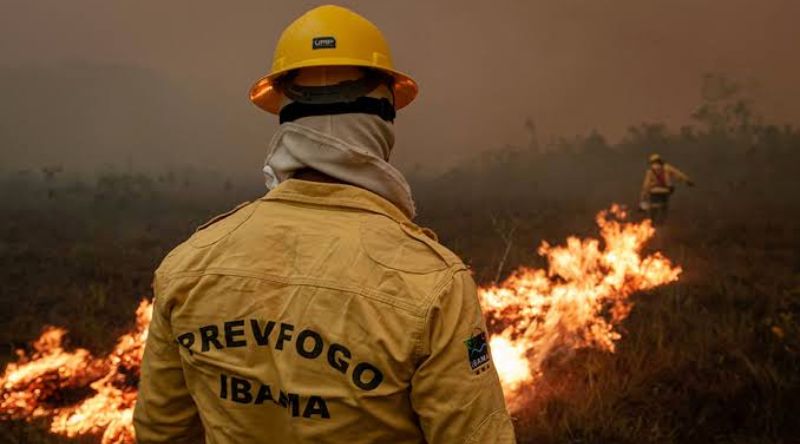 Combate a incêndios