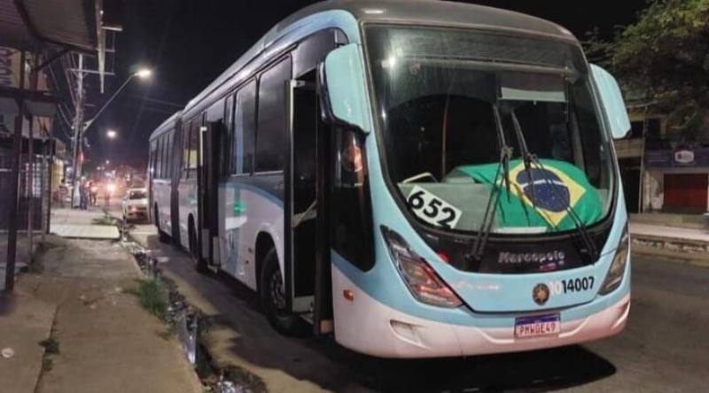 Ônibus