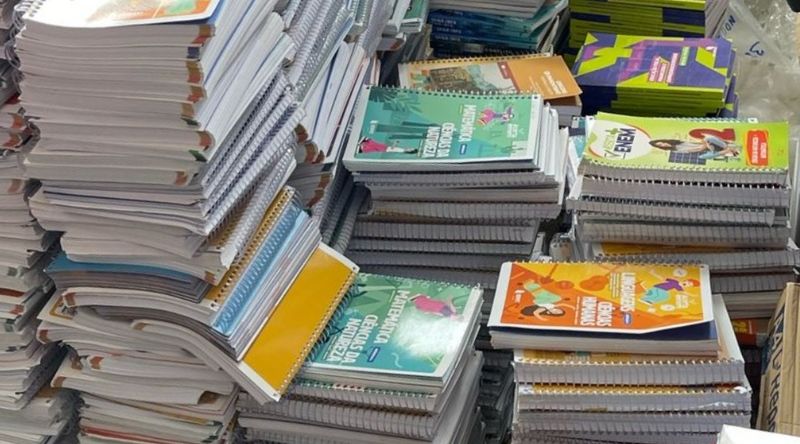 Livros didáticos - Foto_ Divulgação