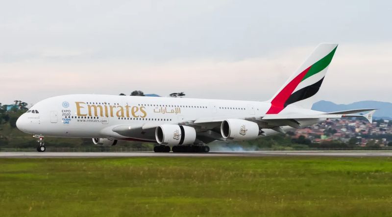 Imagem de arquivo - A-380 da Emirates - Foto_ GRU Airport_divulgação