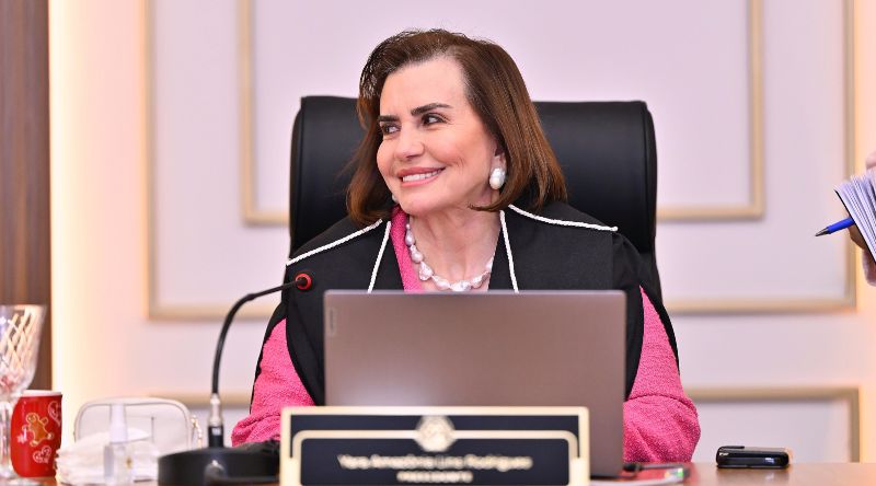 conselheira-presidente do Tribunal de Contas do Estado do Amazonas (TCE-AM)