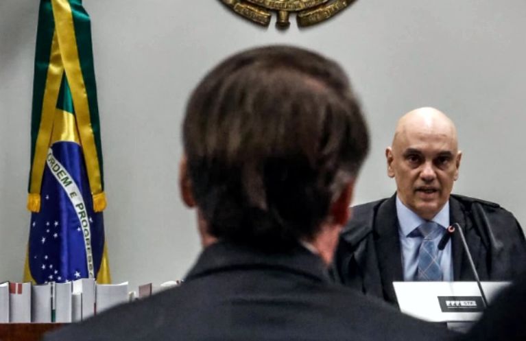 bozo réu