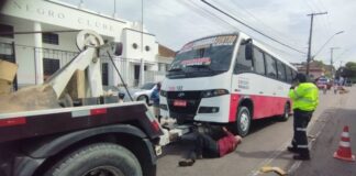 Micro-ônibus com risco de incêndio é apreendido no Centro de Manaus