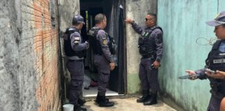 Filho mata a própria mãe no Gilberto Mestrinho e esfaqueia a cunhada