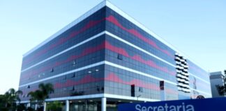 Tribunal de Contas suspende edital da Secretaria de Saúde por “favorecimento de laboratórios” em Manaus