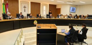 TCE-AM reúne municípios para formalizar políticas públicas do programa TCE pela Educação