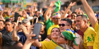 David Almeida participa da Marcha para Jesus e pede bênçãos para as famílias do Amazonas