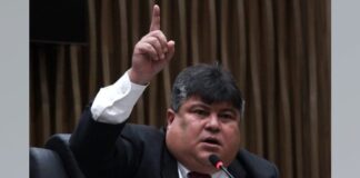 David Reis autoriza contrato milionário para manutenção da Rádio Câmara em Manaus