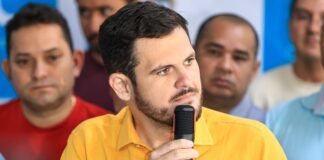 Prefeito de Manaus vai à Justiça cobrar repasses do Passe Livre Estudantil