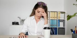 Você treina, mas passa o dia sentado? Por que o exercício não anula os efeitos da cadeira