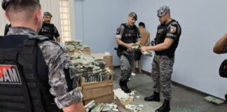 Dupla é presa com cerca de uma tonelada de maconha durante abordagem na AM-010