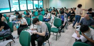 UEA abre 4,4 mil vagas no Vestibular 2026 e SIS com novos cursos
