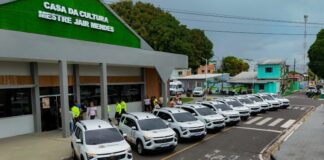 Prefeitura entrega 10 novos veículos e fortalece assistência social em Parintins
