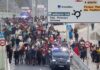 Espanha escolta imigrantes de volta ao Marrocos e instala barreira no mar em Ceuta