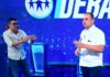 David aponta o dedo para Roberto Cidade, o representante de Wilson Lima nestas eleições 2026