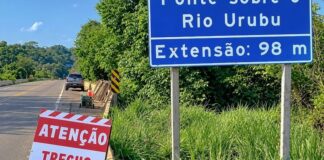 Ponte sobre o Rio Urubu opera no sistema Pare e Siga na BR-174/AM