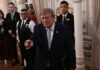 Democratas cobram Trump sobre fuga de Flávio Bolsonaro