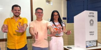 David Almeida vota, critica abandono do interior e promete “justiça social” no Amazonas