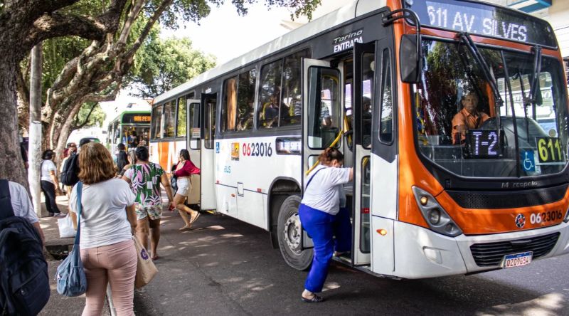 ônibus gratuíto